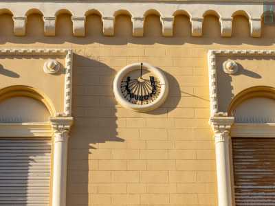...dove � presente anche una meridiana solare